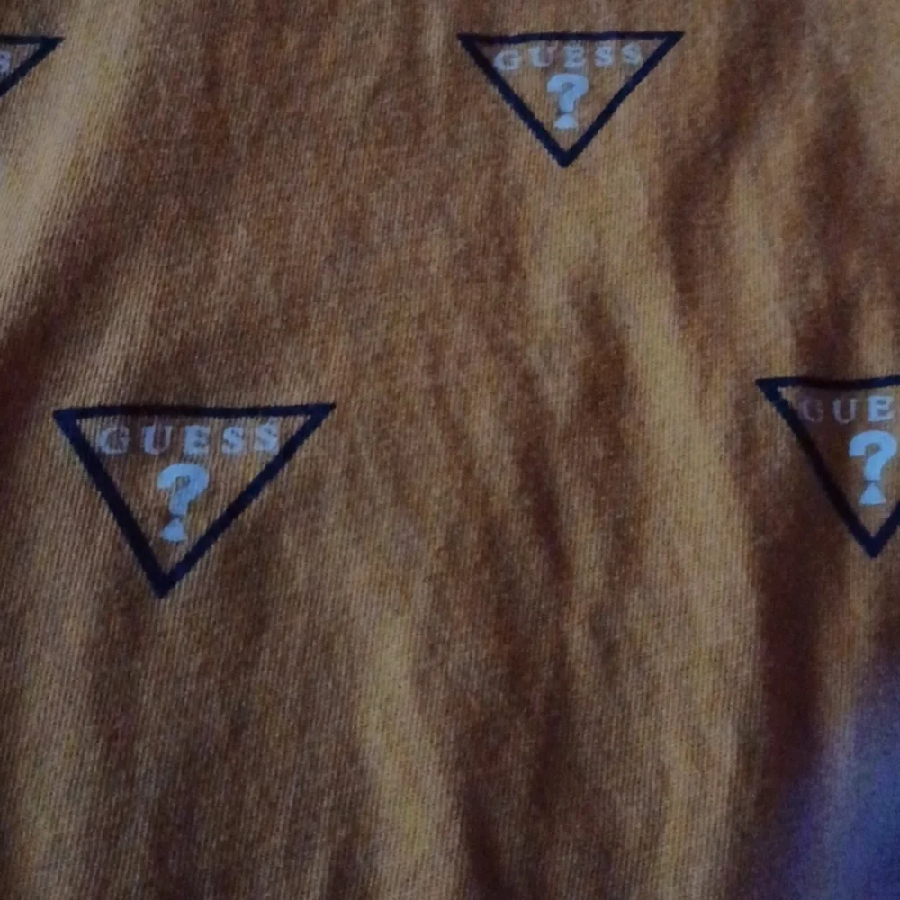 -- Guess Orange Graphic Tee - Picture 6 of 8